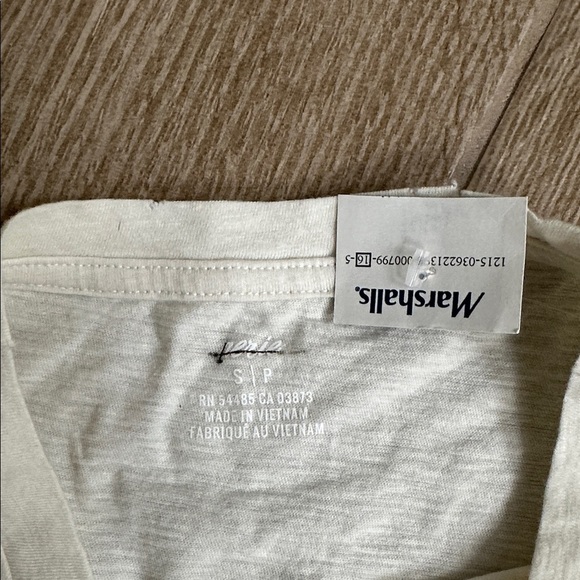 Aerie Cream and Gold Tee NWT - Picture 3 of 6